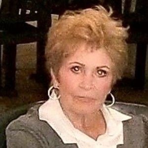 Meet your Posher, Pauline